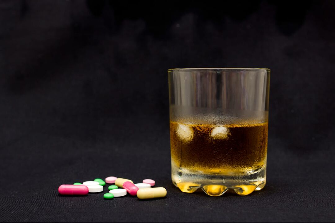 Alcohol y antibióticos
